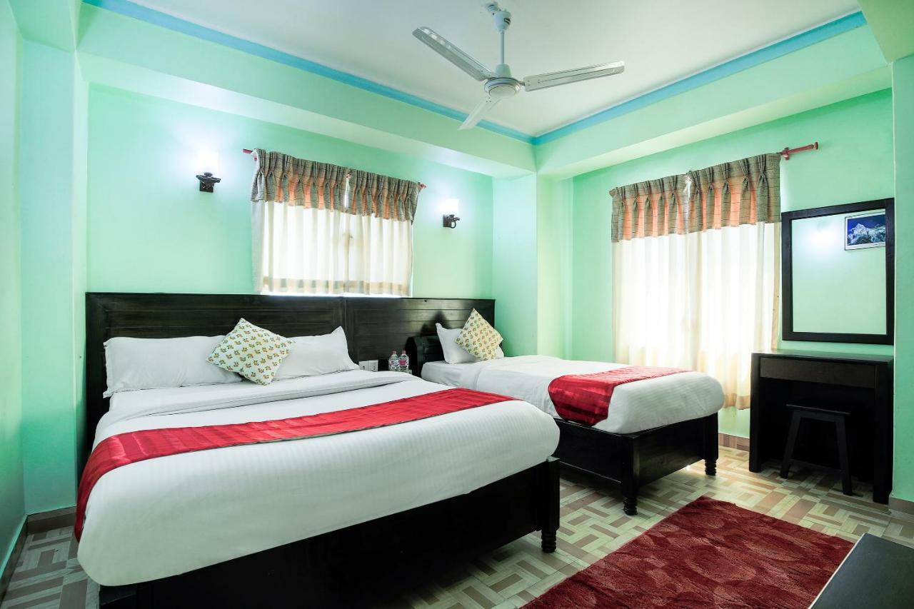 Hotel Rudrakshya Покхара Экстерьер фото