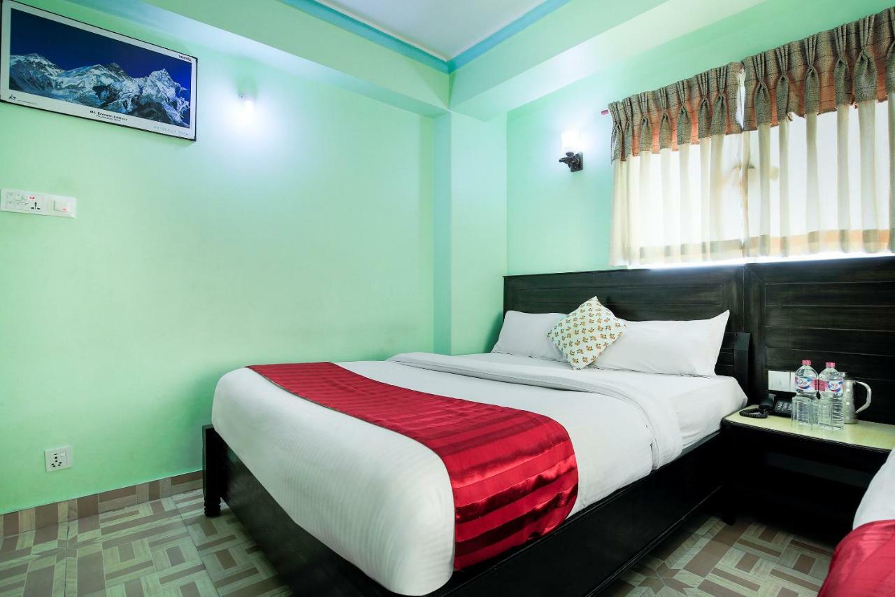 Hotel Rudrakshya Покхара Экстерьер фото
