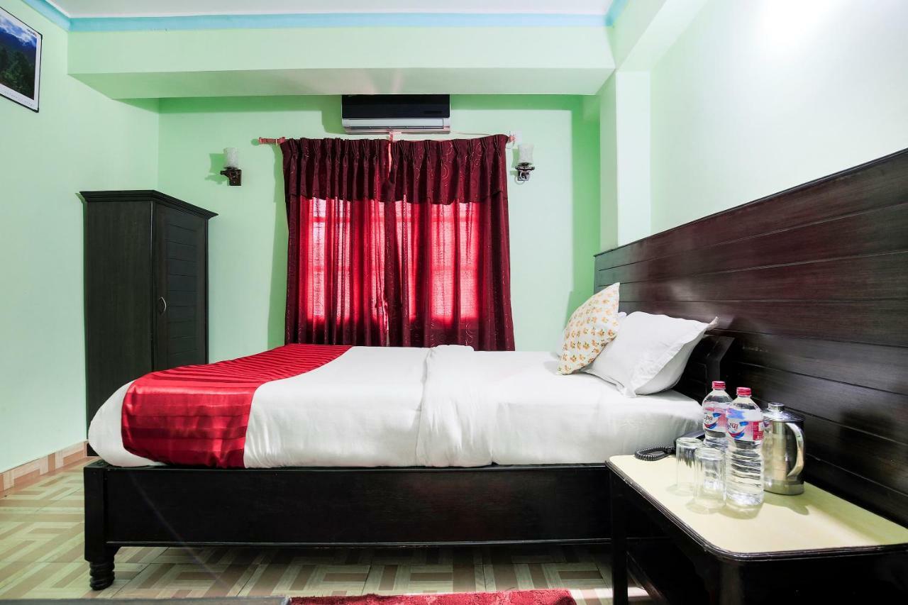 Hotel Rudrakshya Покхара Экстерьер фото